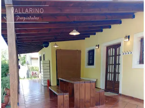 Casa 4 ambientes con 1 baño