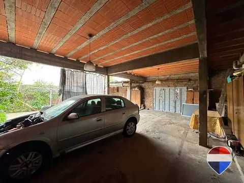 Casa 3 ambientes con 1 baño