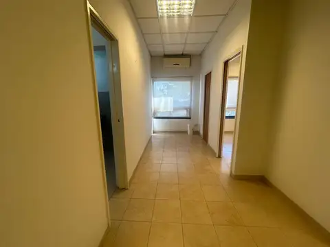 Oficina en Venta en Pilar, USD 80.000