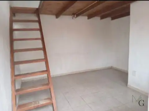 Depto Tipo Casa en Venta 12 años