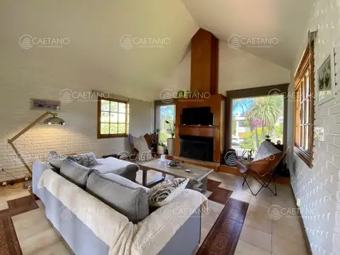 Casa en Venta en Cantegril, USD 490.000
