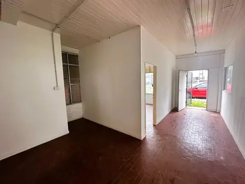 Av. Pte. Perón al 2000