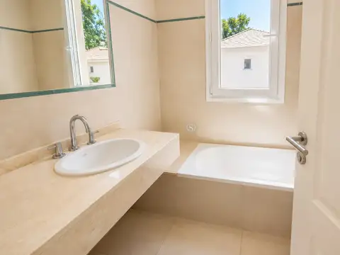 Casa Dúplex  en Alquiler en Liquidambar, Pilar, G.B.A. Zona Norte