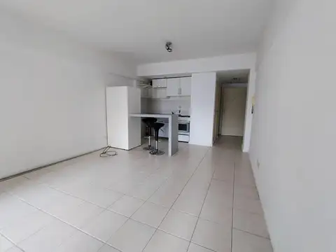 Departamento en Alquiler en Belgrano R, $ 550.000