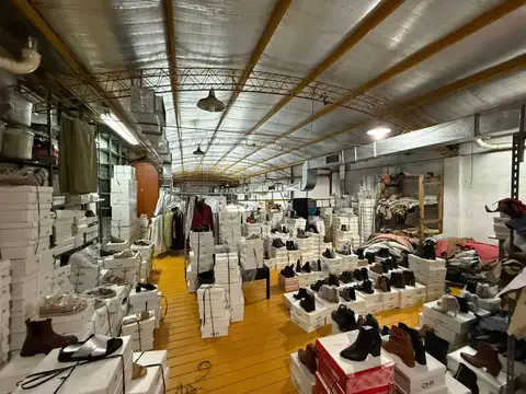 Galpon en Venta en Mataderos, USD 895.000