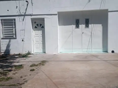 Galpón / Deposito en veta en Bella Vista