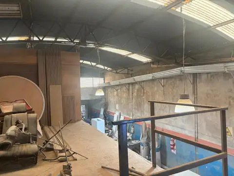 Galpon en Venta en Berazategui Oeste, USD 145.000