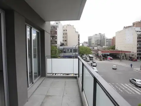 MONROE 3100, Piso 3