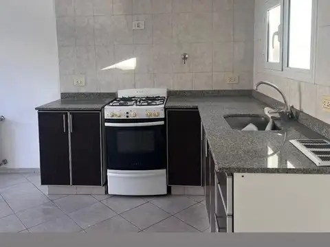 Depto Tipo Casa en Venta con 1 cocheras