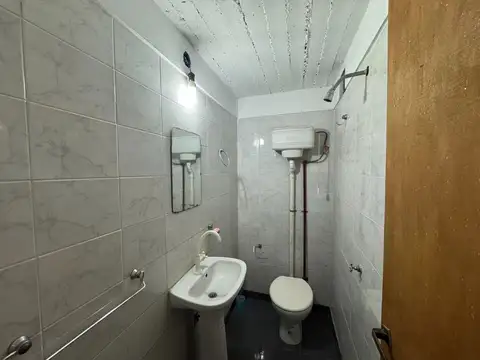 Local en Alquiler en Tablada, USD 220