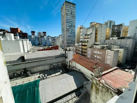 Entre Rios 1700, Piso 7