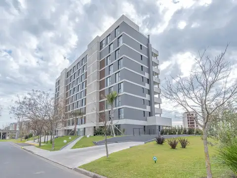 Departamento de 4 amb   dependencia en venta en ARMONY