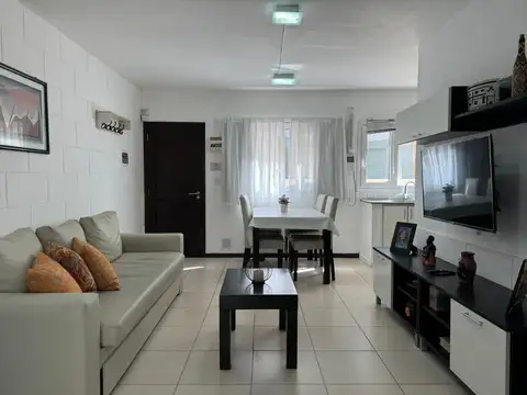 Depto 2 ambientes piscina climatizada Pinamar