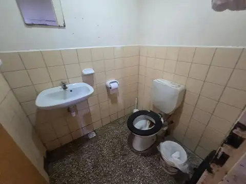 Local - Venta - Argentina, Malvinas Argentinas - Senillosa 3165