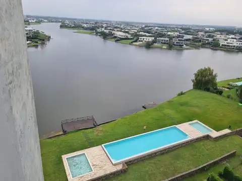 Departamento en Venta de 4 dormitorios