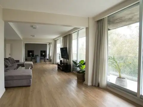 Departamento 6 ambientes con 4 baños