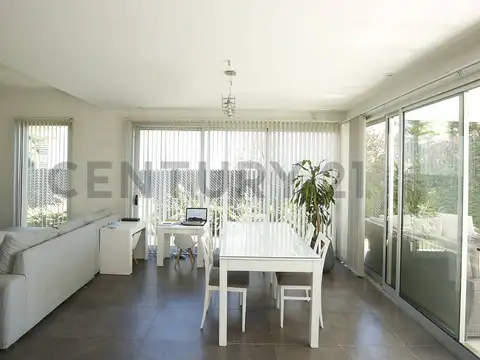 CASA EN VENTA EN CITY BELL BARRIO EL QUIMILAR