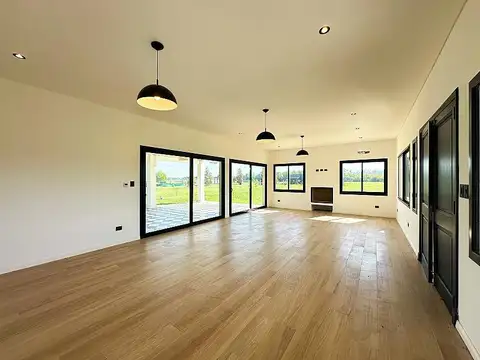 Casa en Alquiler A Estrenar