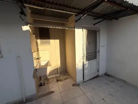Depto Tipo Casa en Alquiler 45 años