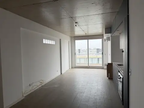 Monoambiente en piso alto, con gran luminosidad