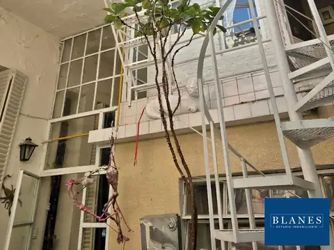 Depto Tipo Casa en Venta en Almagro, USD 85.000