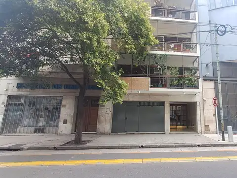 Departamento de 2 ambientes reciclado / APTO PROF.