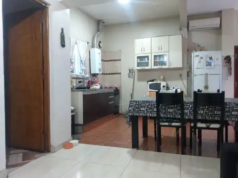 Depto Tipo Casa en Venta 50 años