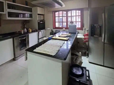 Depto Tipo Casa en Venta con 1 cocheras