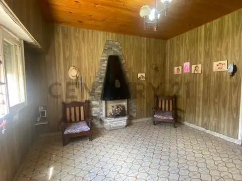 Casa 4 ambientes con 1 baño