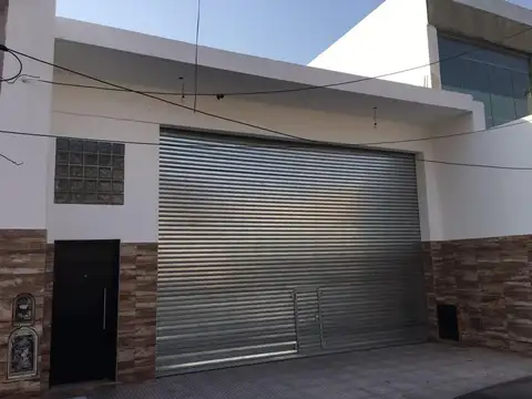 LOCAL :: 220MTS :: SOBRE AV. MITRE :: UNICO