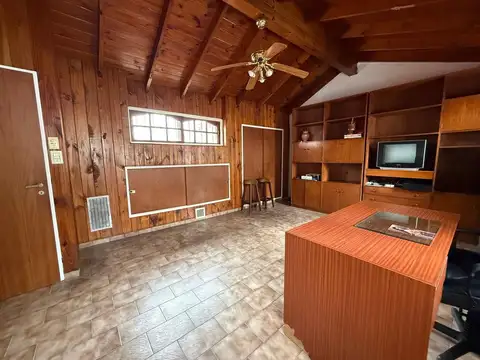 Oficina en Alquiler en Parque Chas, $ 450.000