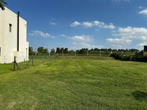 Terreno en Venta en Belen De Escobar, USD 97.000