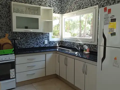 Freya- casa con pileta en venta