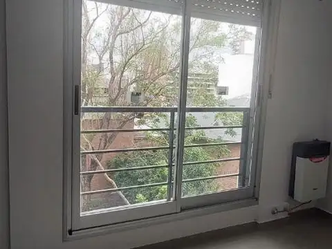 Departamento en Alquiler en Echesortu, $ 450.000