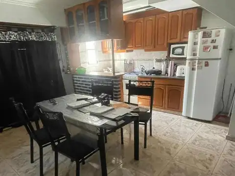 Departamento en Venta en Los Hornos, USD 53.000