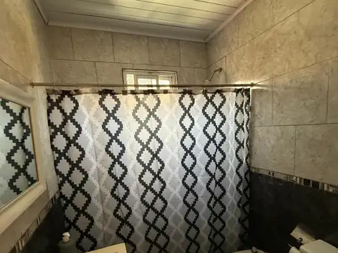 Casa en Venta en Gonzalez Catan, USD 70.000