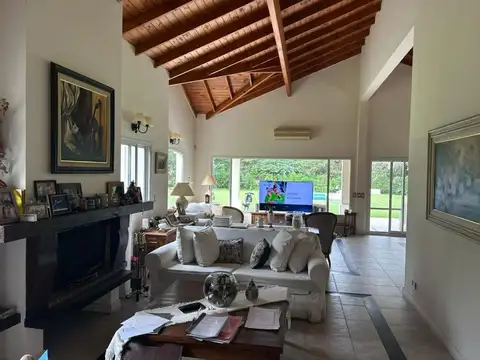 Golfer's Country Club