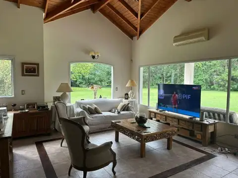 Casa en Alquiler de 3 dormitorios