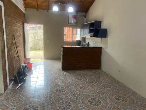 VENDE - CASA AMERICANA EN TRUJUI