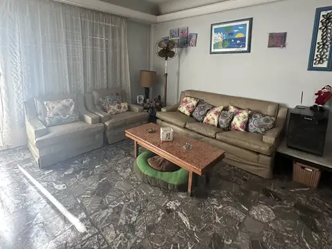 Departamento en Venta de 5 ambientes