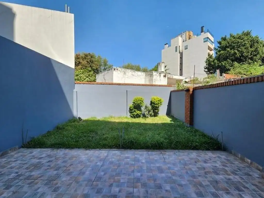 Venta Depto 2 Amb jardin Opcional cochera Luis M Campos al 5600 Villa Bosch