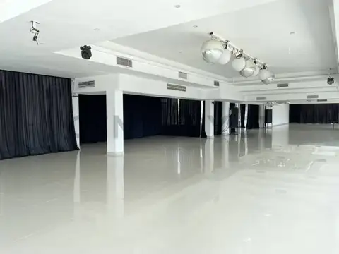 Departamento en Alquiler de 5 ambientes