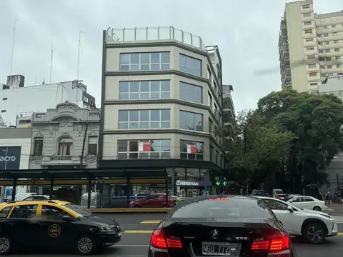 Olleros al 2300 y Cabildo