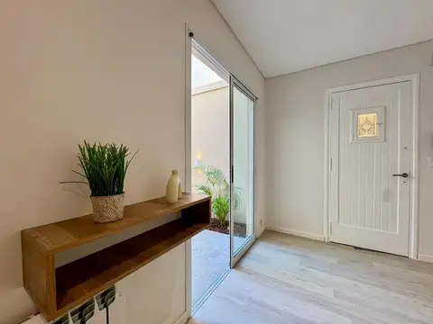 Depto Tipo Casa 5 ambientes con 1 baño