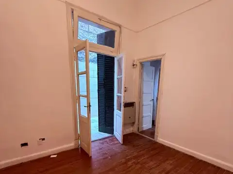 Depto Tipo Casa 2 ambientes con 1 baño