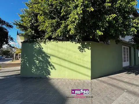 Casa en Alquiler en Tablada, $ 850.000