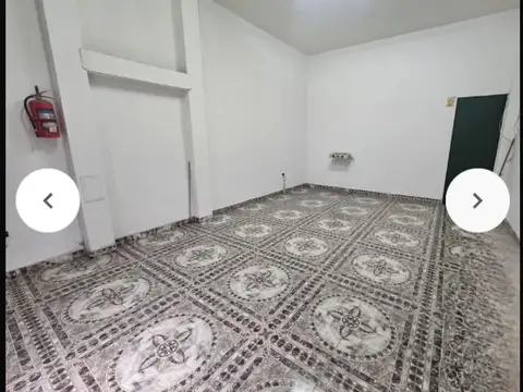 Local en Alquiler en Villa Ballester, $ 700.000