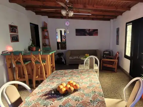 Casa en Venta con 4 cocheras