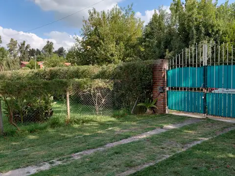 Quinta en Venta con 3 cocheras