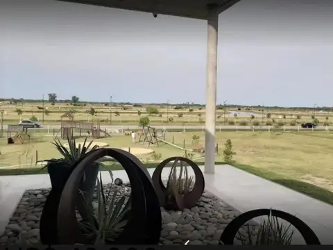 Terreno en Countries/B.Cerrado (Berazategui)